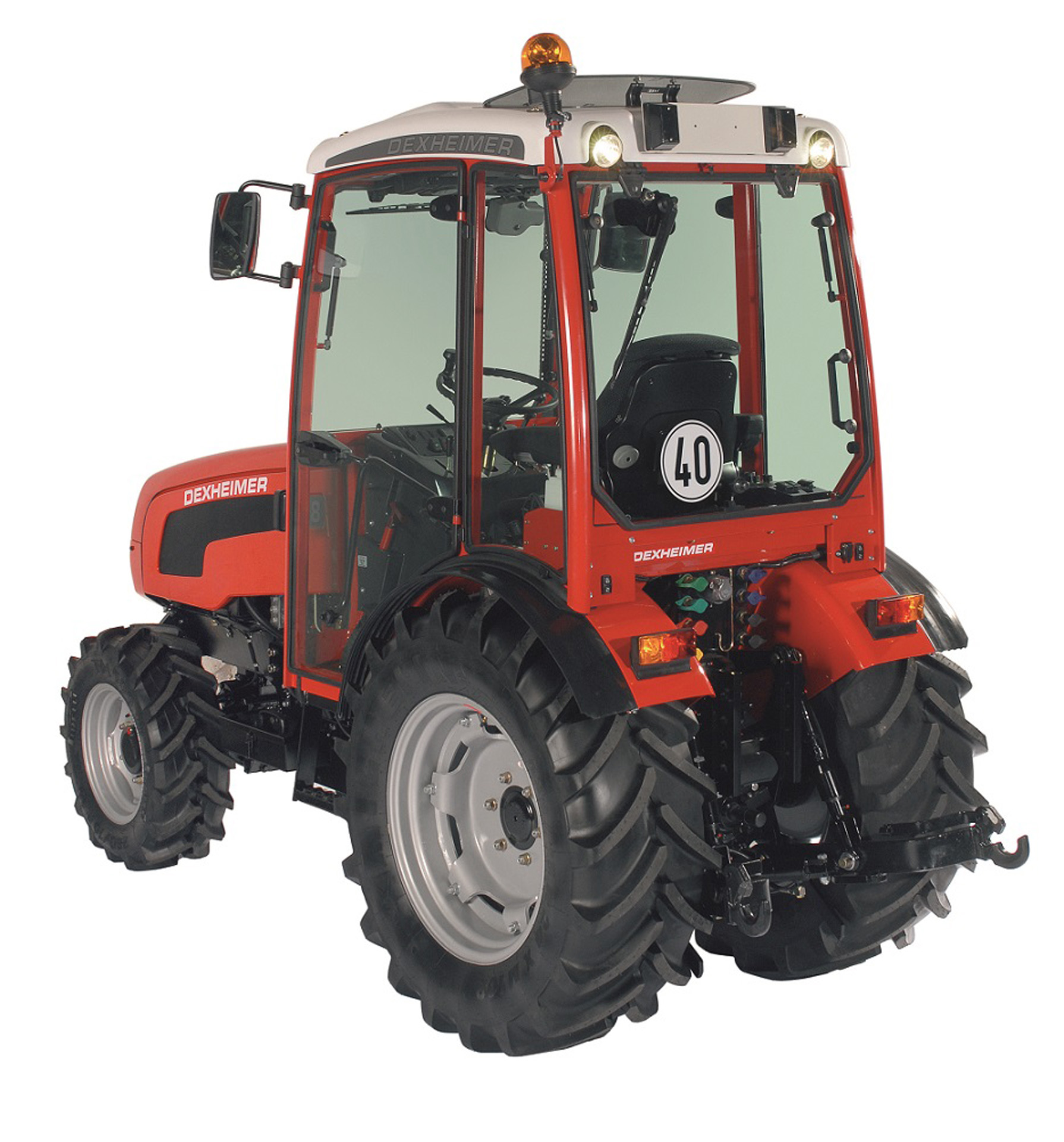 Traktor hinten freigestellt Freigestellter Traktor mit Rückansicht